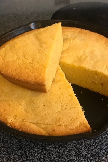 Cast Iron Cornbread